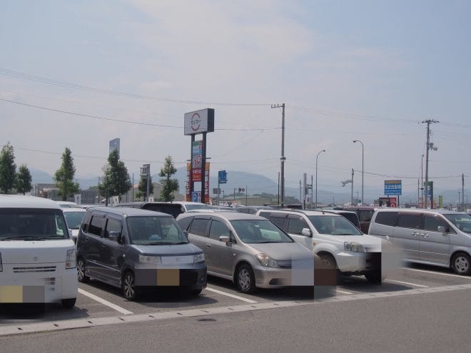 芯せかい駐車場2