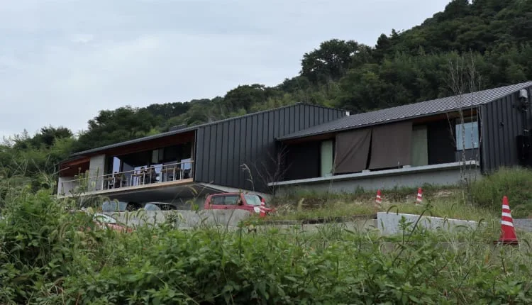 もにこど2 伊予 カフェ 瀬戸内海を一望できる 眺めが絶景過ぎる山カフェ 海賊つうしん