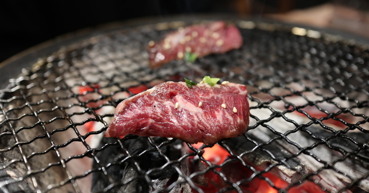 本格七輪焼肉 炭やき村 松山 焼肉 忘年会や新年会にもおすすめ 七輪焼き でいただくお肉と海鮮が絶品 海賊つうしん