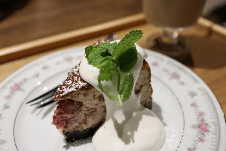 桜かふぇ 松山 カフェ パンケーキが人気のカフェがロープウェイ街に移転 ランチ 夜ごはんもおすすめ 海賊つうしん 桜かふぇ 松山 カフェ パンケーキが人気のカフェがロープウェイ街に移転 ランチ 夜ごはんもおすすめ 海賊つうしん