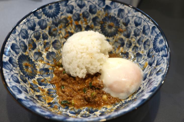 LANTAN　汁なし担々麺　追い飯