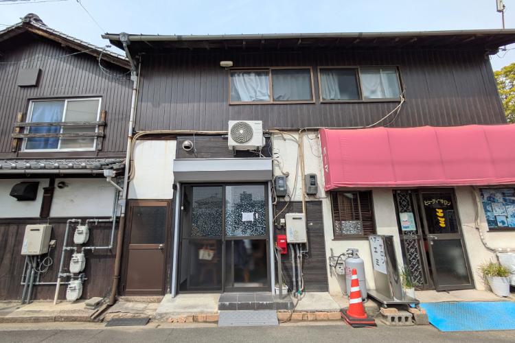 なもなき 外観