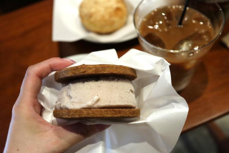カフェカド アイスサンド