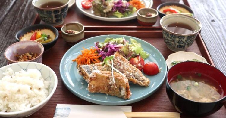 海と月　アイキャッチ