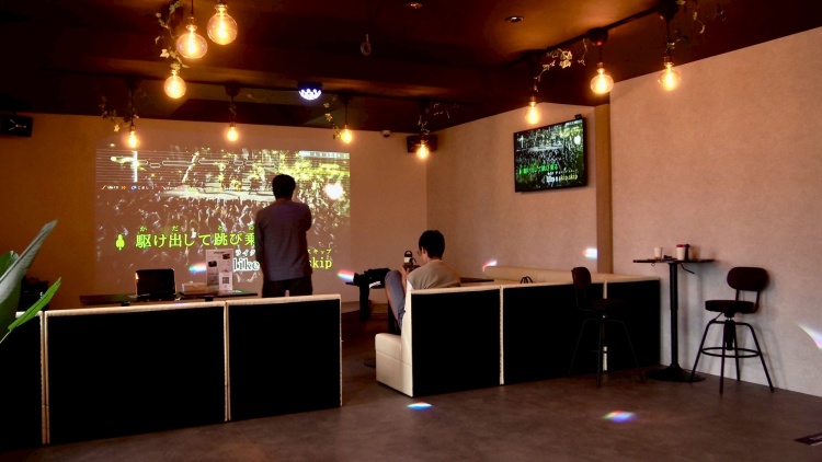 ピースポカラオケ北条パーティールームの様子