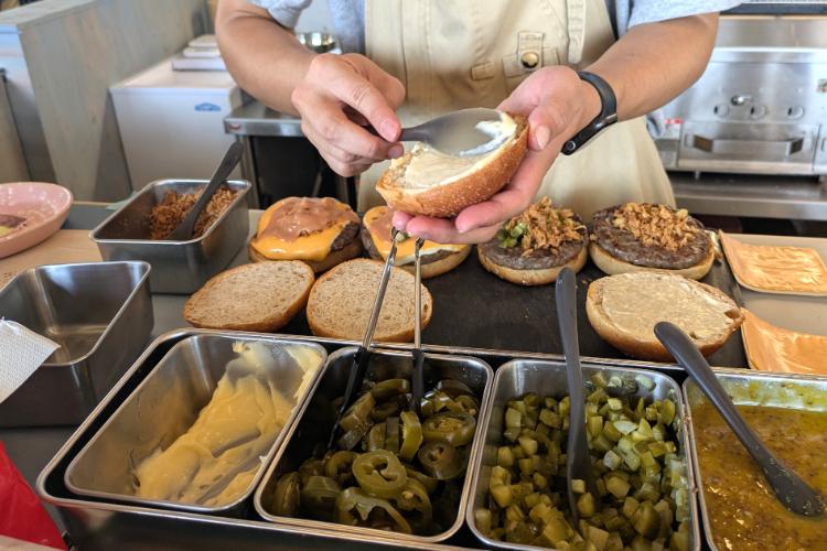 ナイスタッチ 調理中