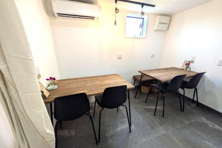 ノア テーブル席2