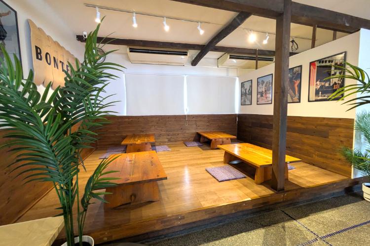 ボンタン 小上がり席