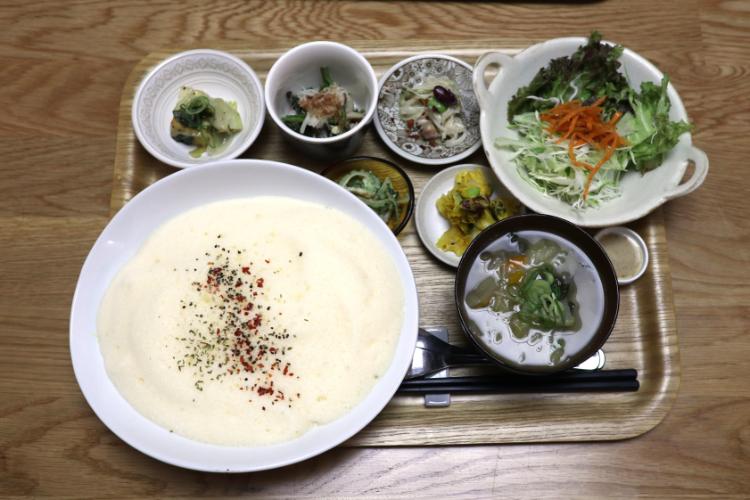 ブク　カルボナーラ