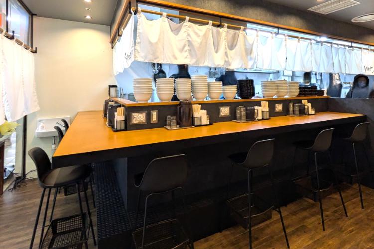 麺のようじ　カウンター