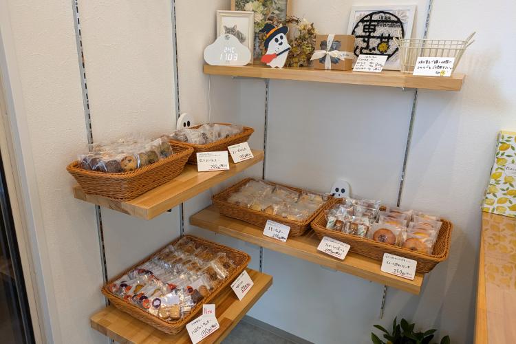 一菓専心　焼き菓子陳列