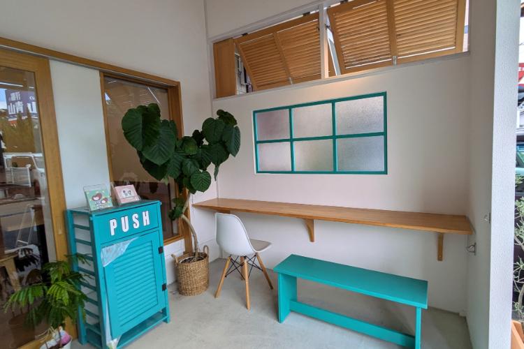 アンブリス テラス席