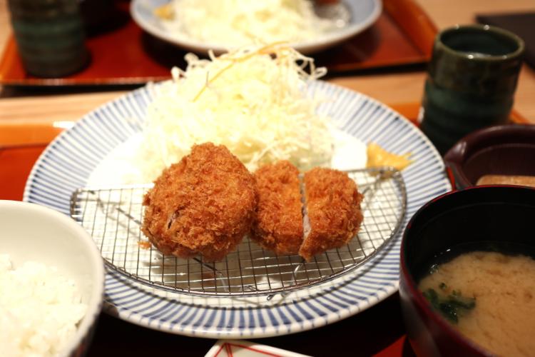 柔らかひれかつランチ