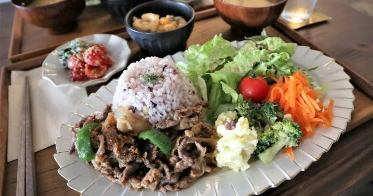 Cafe Me カフェミー 松山 カフェ 注目度ピカイチ インスタで話題沸騰中のおしゃれカフェ 海賊つうしん