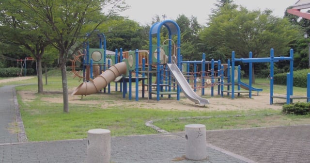 やまじ風公園遊具3