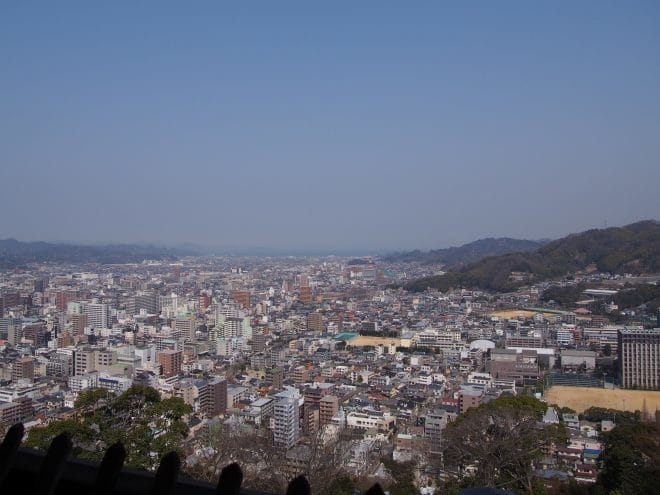 松山城本丸広場からの眺め