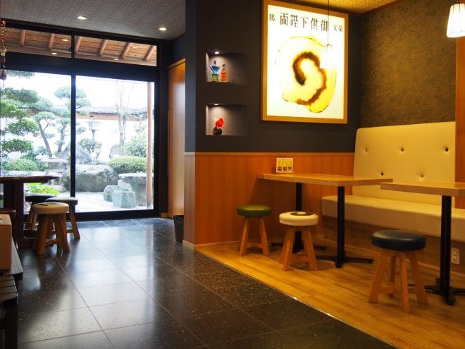 六時屋店内写真2