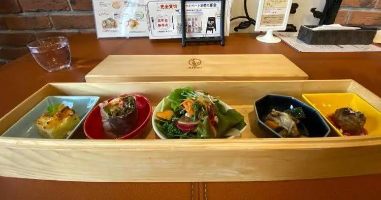 Vala Kielo ヴァキエロ 松山 洋食 野菜たっぷりヘルシーランチが人気のお店 海賊つうしん