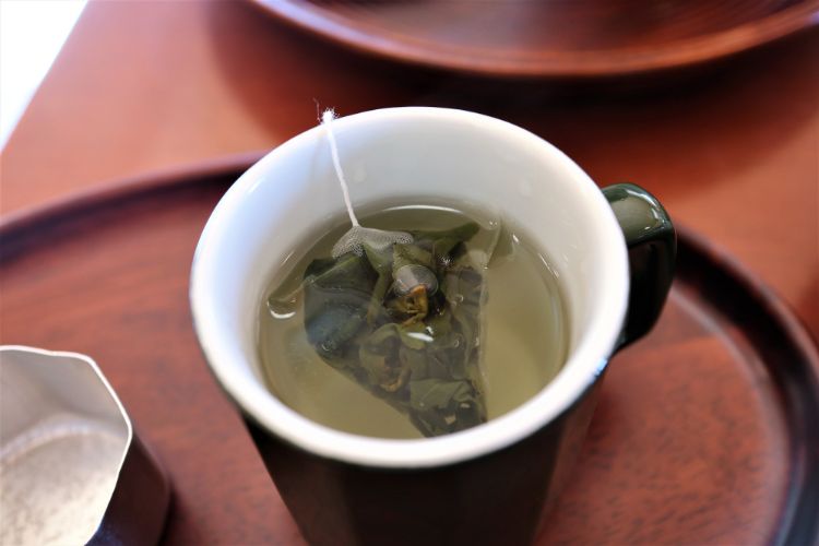 亀山小屋台湾茶