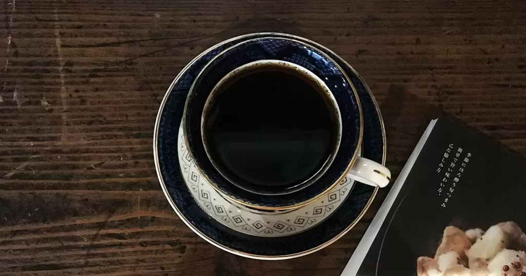 ブックカフェ オカッパ 上島町佐島 離島のリノベーション ブックカフェで過ごすのんびり時間 海賊つうしん