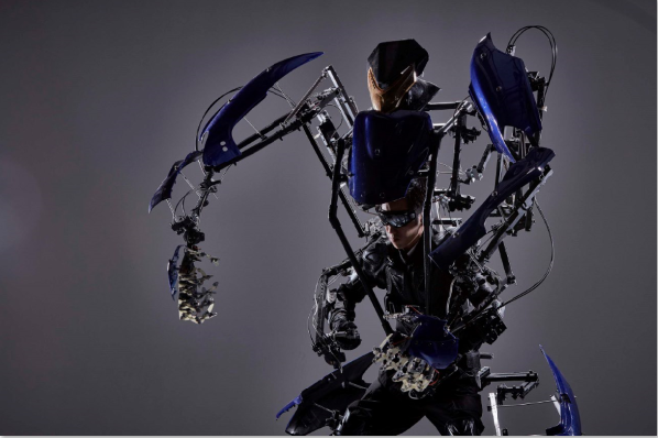 ～夢の映画の主人公になれる～巨大ロボット操縦体験