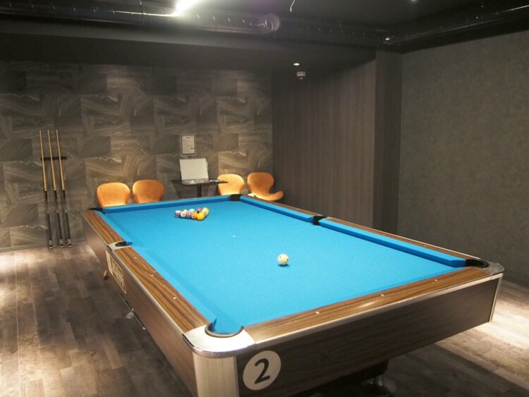 ピースポビリヤード台