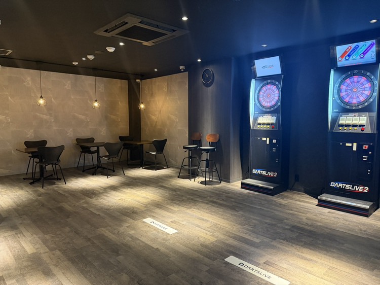 ピースポビリヤード・ダーツのカフェスペース