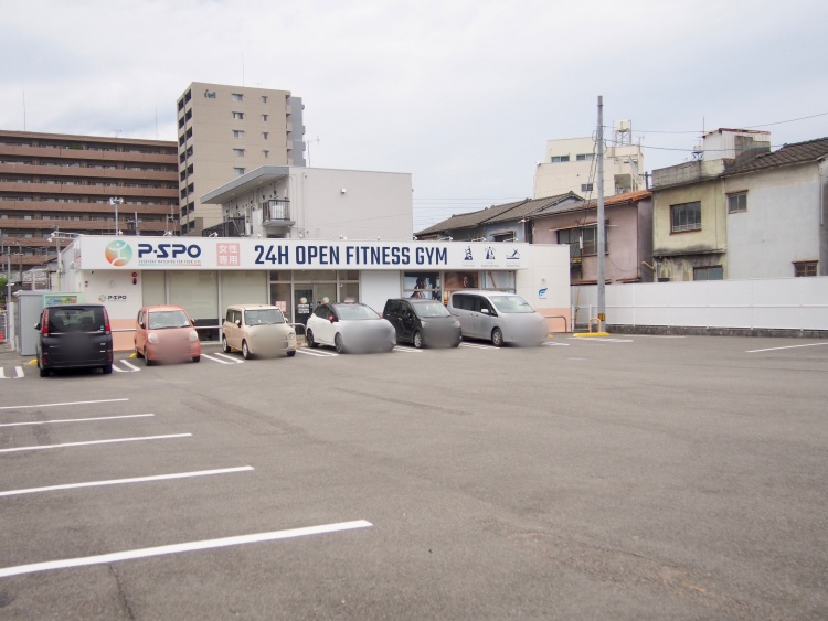 ピースポ土橋店駐車場