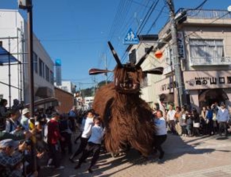 吉田秋祭　牛鬼