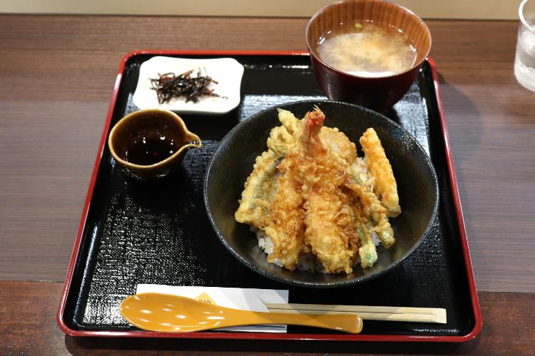 ピリカのんの天丼1